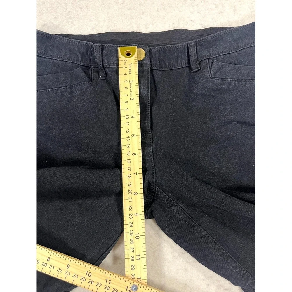 Chicos Bermuda Shorts Womens 00 Black Cotton Stretch Low Rise Casual‎ Wear